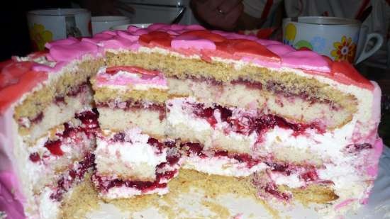 Creamy cherry cake