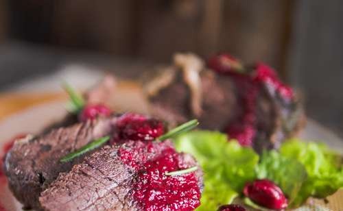 Venison in red wine and cherry sauce (Hirschbraten in Rotwein - Kirschsauce)