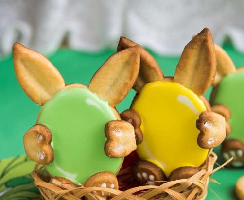 Biscotti pasquali coniglietti (Oster-Cookies Hasen)