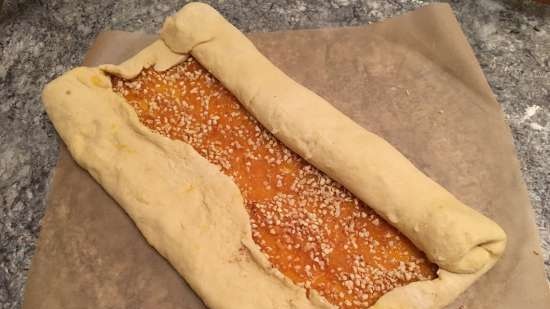 Stollen de cuajada rápida con albaricoques (Schneller Quarkstollen)