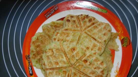 Zucchini pancake sa isang waffle iron