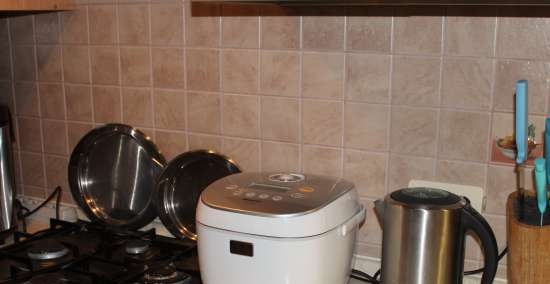 Multicooker z kilkoma kuchenkami Panasonic SR-MHS181