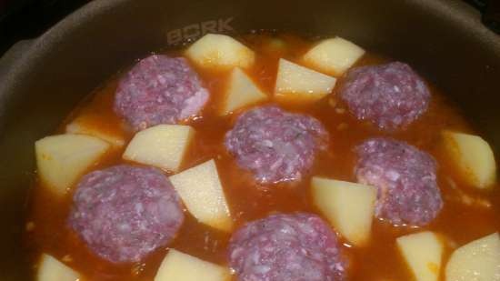 Meatballs a la Stuffed peppers in a multicooker Bork U700