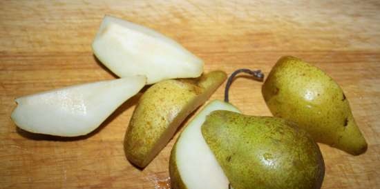 Costelles de risotto de formatge amb peres picants i càlides