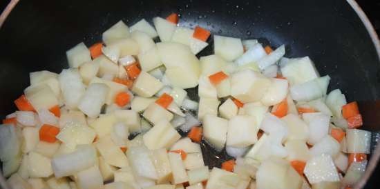 Vinterpotetpusher suppe med surkål fra de bayerske Alpene