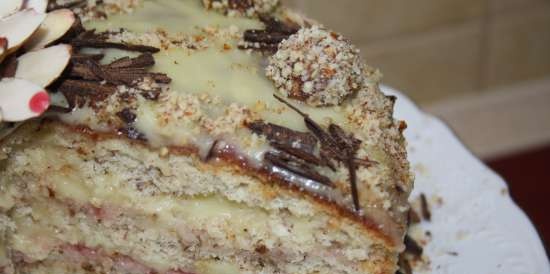 Lavantal cake with hazelnuts