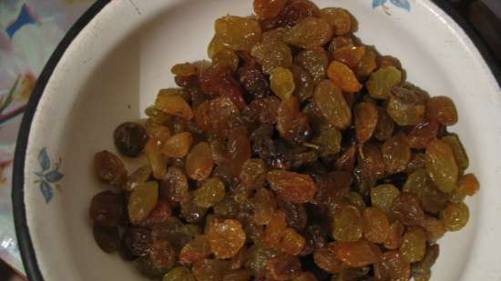 Alfombra navideña con frutas confitadas y almendras (Christstollen)