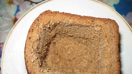 Mushroom soup in a bread plate (Falesna drst'kova polevka z hlivy podle Jany F.)