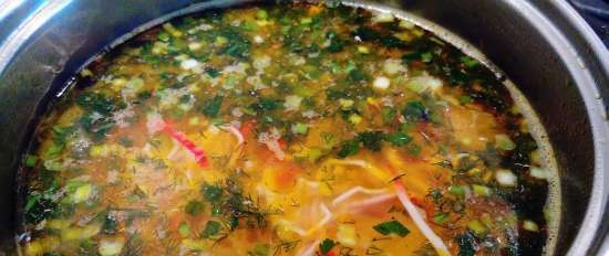 Sopa de pescado enlatada con fideos de cangrejo