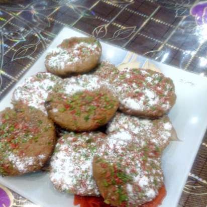 Galletas de mermelada y harina de trigo