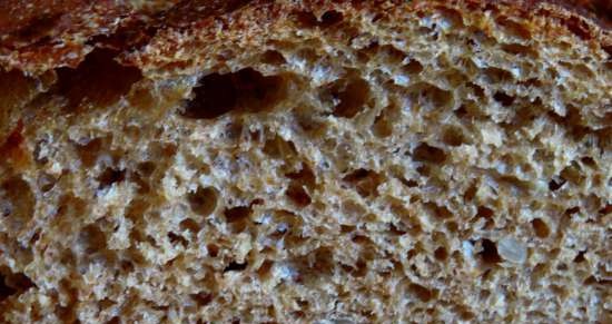 Airy rye-wheat bread with seeds