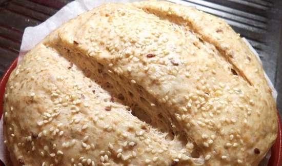 Pane con farina d'avena, crusca, sesamo e semi