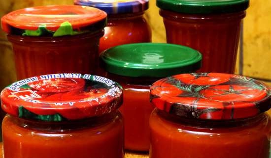 Pasta di pomodoro leggera sul fornello, nel forno, nel microonde