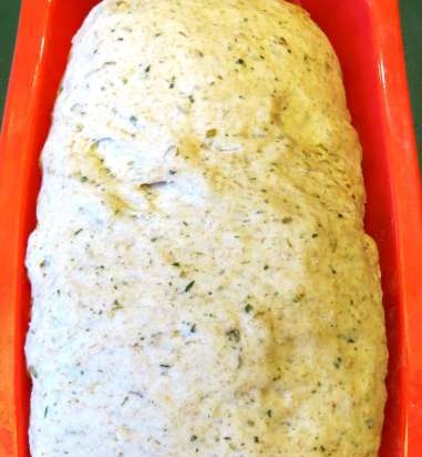 Pane di segale di grano con infuso di tè fermentato e farina d'avena