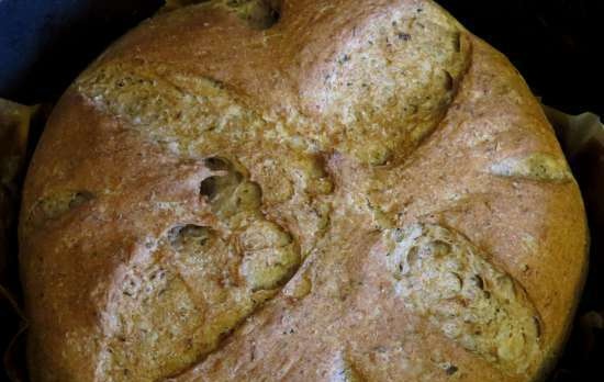 Wheat-rye bread with fermented tea infusion and oatmeal