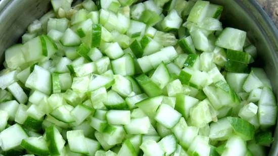 Postre de gelatina de pepino