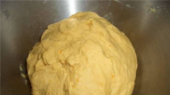 Pumpkin cream bread in the oven