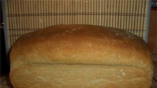 Simple wheat bread on kefir (oven)