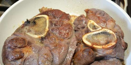 Pasta "agnelotti with ossobuco"