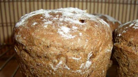 Pane integrale, pane di segale con pasta e malto alla crema