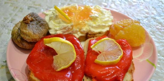 Paprika's, gebakken in de oven, ingeblikt (zonder sterilisatie)