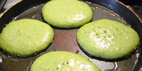 Pea pancakes "napaka berde"