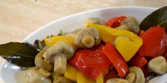 Insalata "Champignons marinati con verdure"