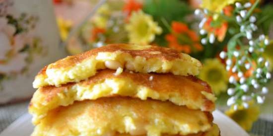 Mango pancakes with pine nuts