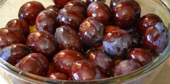 Prugne secche piccanti, da tavola "canditi (frutti glace)", con rosmarino, timo