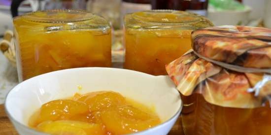 Apricot jam with orange and rum