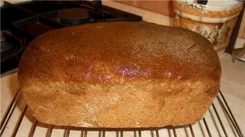 Shaped wheat-rye bread with kefir sourdough from Admin. ( in the oven)