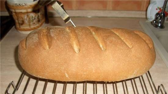 Hombre de pan de jengibre de harina integral. Clase maestra