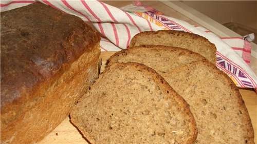 Shaped wheat-rye bread with kefir sourdough from Admin. ( in the oven)