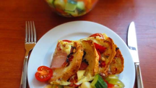 Cheese casserole with bread and tomatoes (Philips Airfryer)