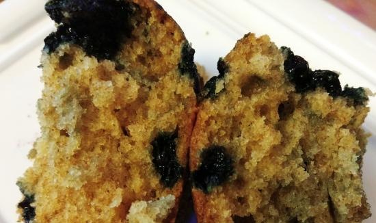 Άπαχα muffins κρέμας με σταφίδες