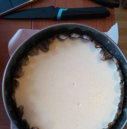 Tarta de queso con cuajada, arándanos, noches blancas