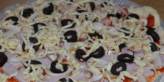 Pizza Eternal classic met ham en champignons