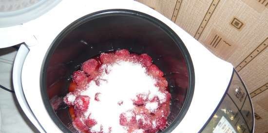 Marmellata di fragole congelata (Multicooker Brand 701)