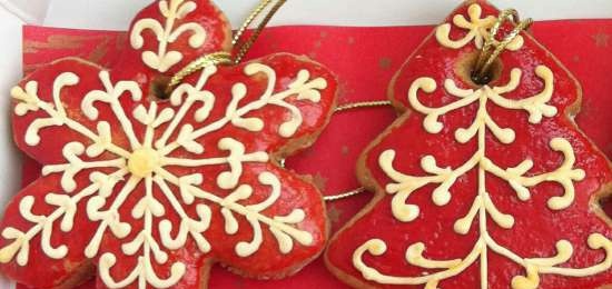 We decorate gingerbread cookies, cookies