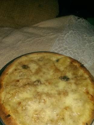 Pizza con pera y gorgonzola