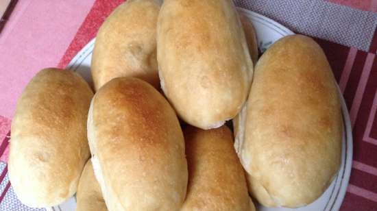 Fried pies with potato broth and sourdough