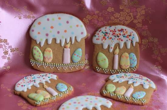 We decorate gingerbread cookies, cookies