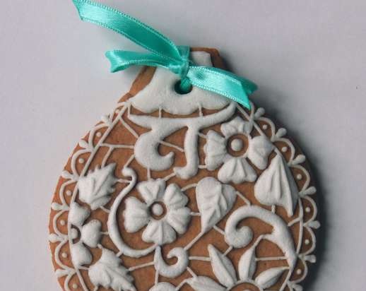 Decoramos galletas de jengibre, galletas