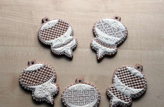 Decoramos galletas de jengibre, galletas