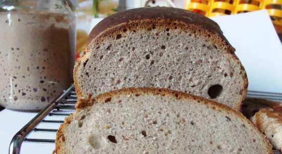 Wheat bread with rye sourdough with flaxseed, bran