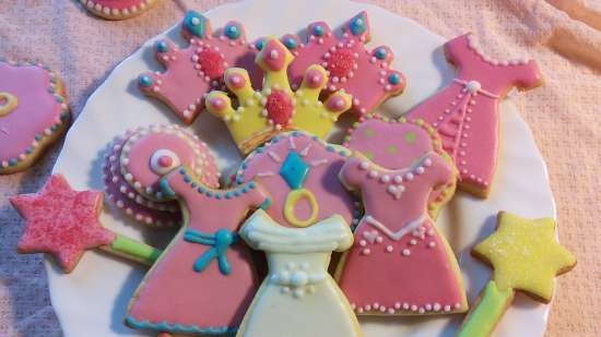 We decorate gingerbread cookies, cookies