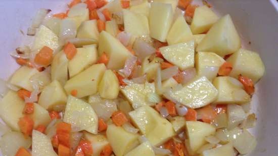 Sopa de patatas con champiñones porcini fritos