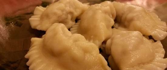 Dumplings fets d’una barreja d’arròs i farina de blat