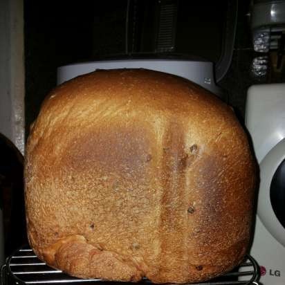 Pan de mostaza en una panificadora