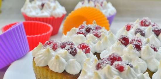 Muffins de grosellas con merengue